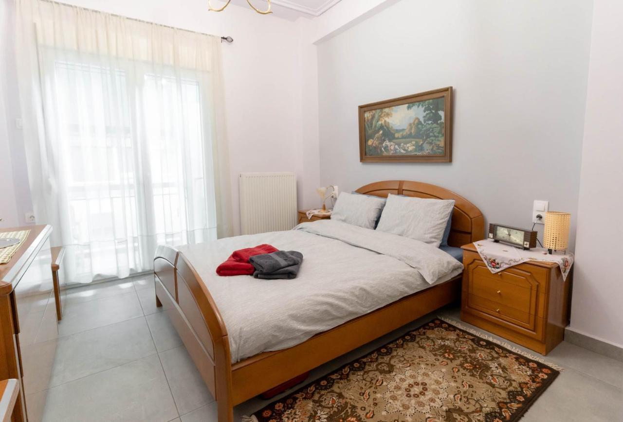 Byt Downtown Flat Larissa Exterior foto
